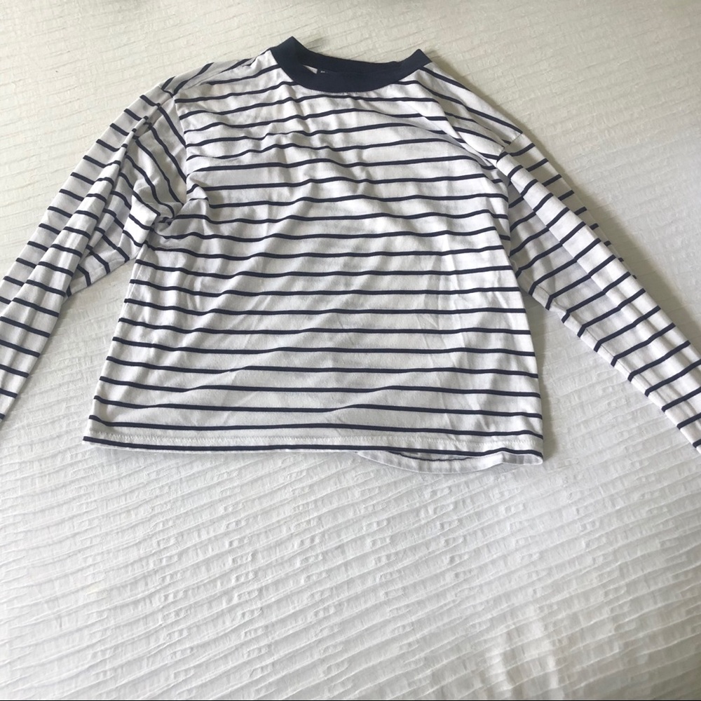 Brandy Melville Long Sleeve Tee
